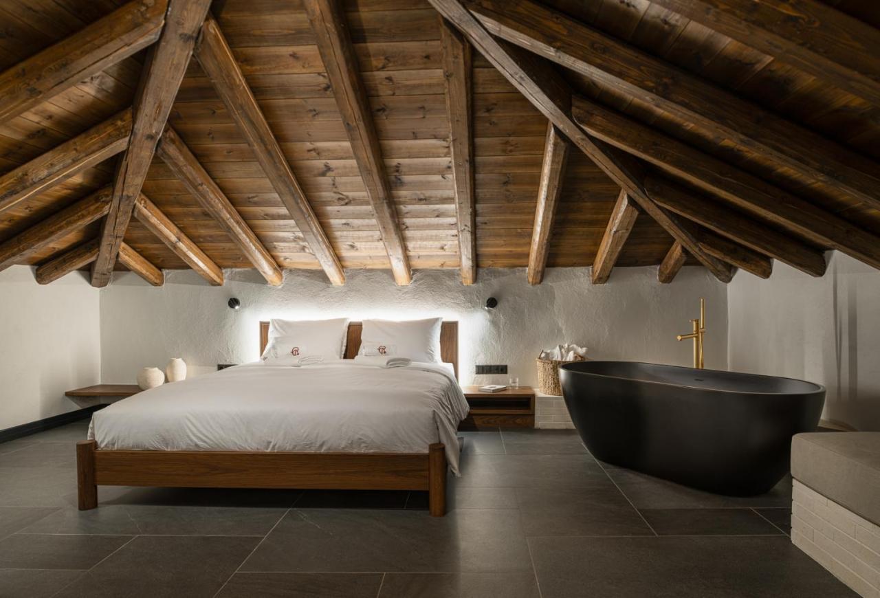 Unedo All Seasons Boutique Hotel Palaios Panteleimonas Ngoại thất bức ảnh