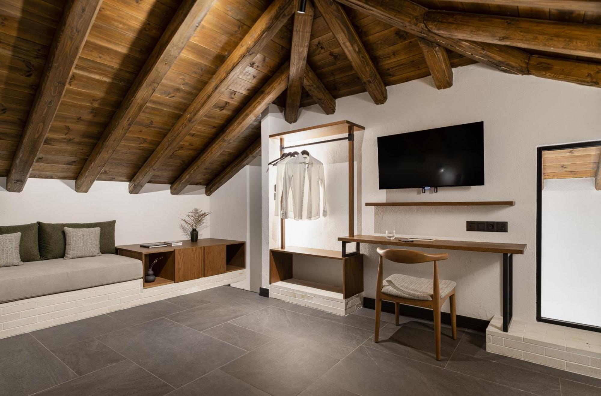 Unedo All Seasons Boutique Hotel Palaios Panteleimonas Ngoại thất bức ảnh