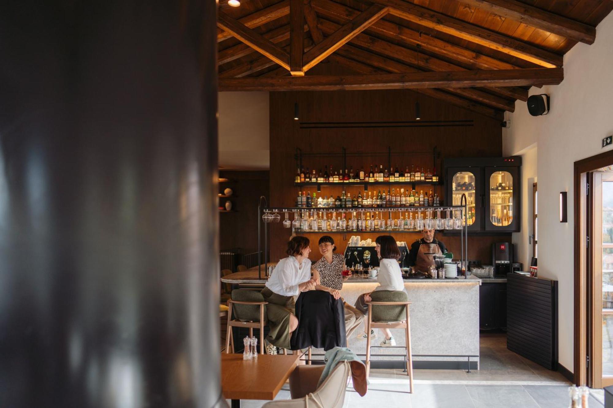 Unedo All Seasons Boutique Hotel Palaios Panteleimonas Ngoại thất bức ảnh